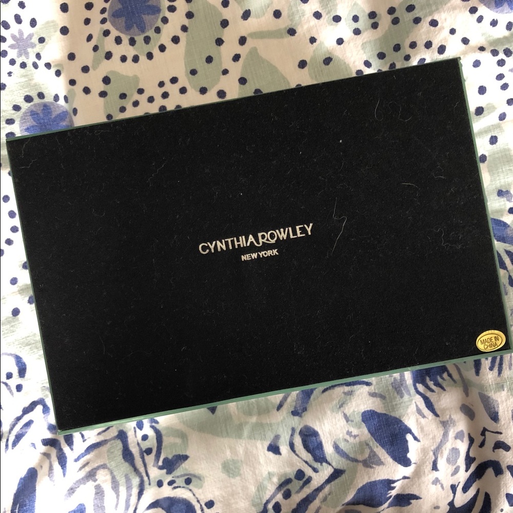 Mirror Jewelry Box - Picture 2 of 3